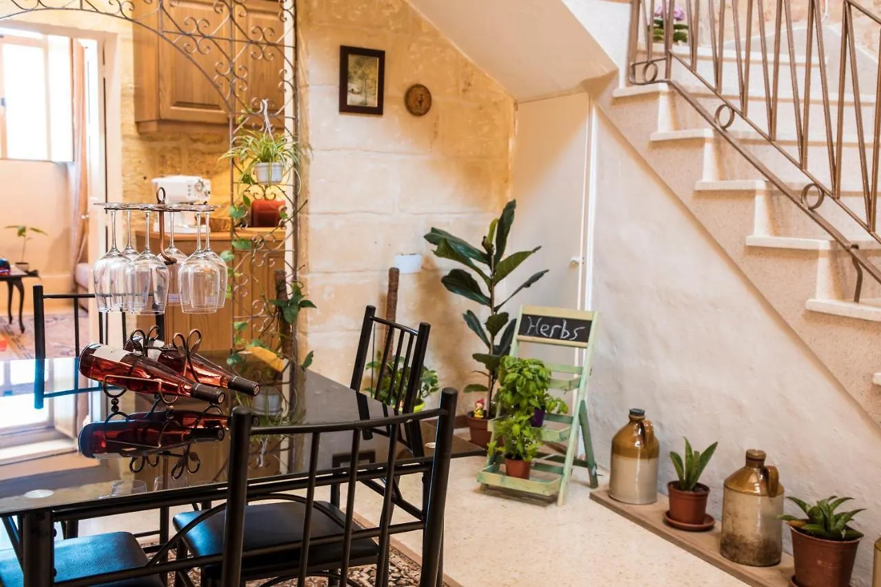 Willa Tal-Karmnu Entire House With Private Heated Pool And Jacuzzi Kirkop 0*,  Malta