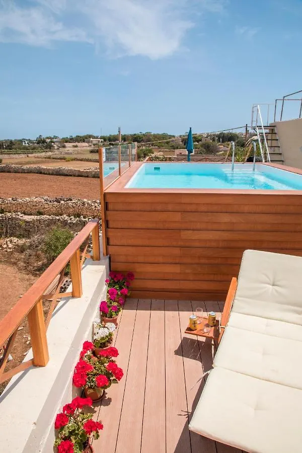 Holiday home Tal-Karmnu Entire House With Private Heated Pool And Jacuzzi Villa Kirkop