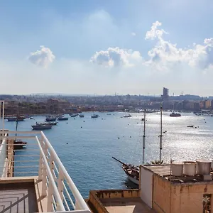 Apartment Sea View Penthouse By Jl, Sliema